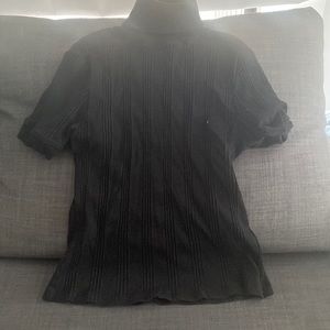 Black short sleeve Turtle Neck Slightly worn